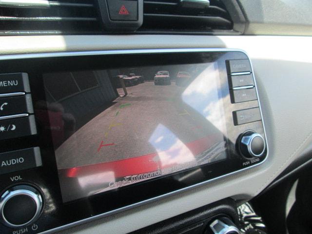 2021 Nissan Versa SV Xtronic CVT