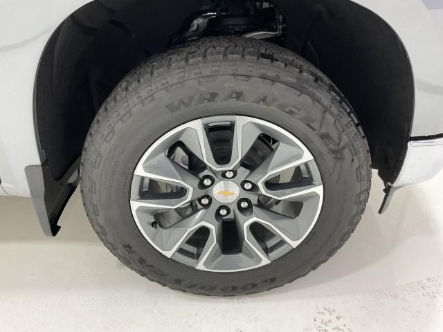 2026 Chevrolet Silverado 1500 4WD Crew Cab Standard Bed LT