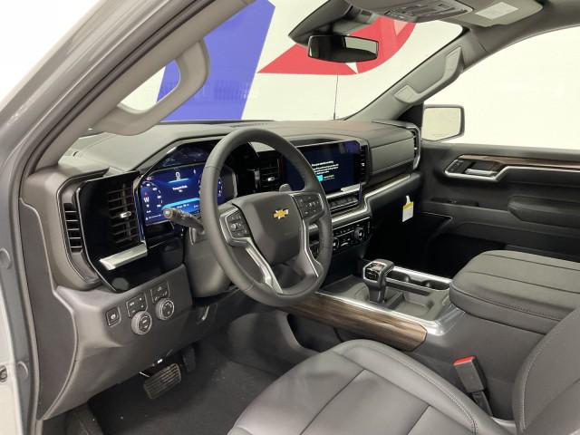 2026 Chevrolet Silverado 1500 4WD Crew Cab Standard Bed LT