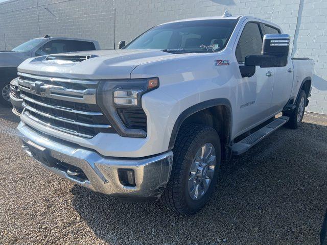 2024 Chevrolet Silverado 2500HD 4WD Crew Cab Standard Bed LTZ