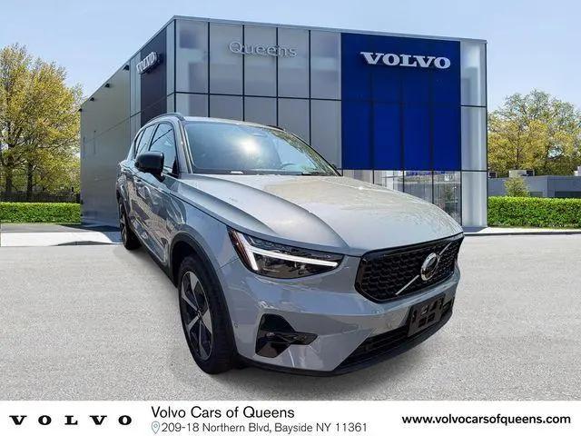 2026 Volvo XC40 Plus, B5 AWD Gas (mild hybrid), Dark for sale in Queens, NY