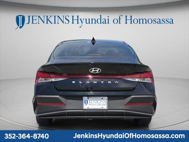 2025 Hyundai Elantra SEL Sport