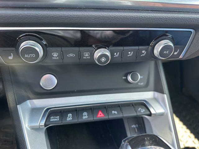 2020 Audi Q3 Premium 45 TFSI quattro Tiptronic