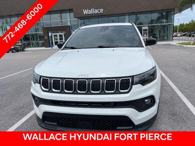 2023 Jeep Compass Latitude Lux FWD