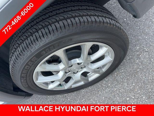 2023 Jeep Compass Latitude Lux FWD