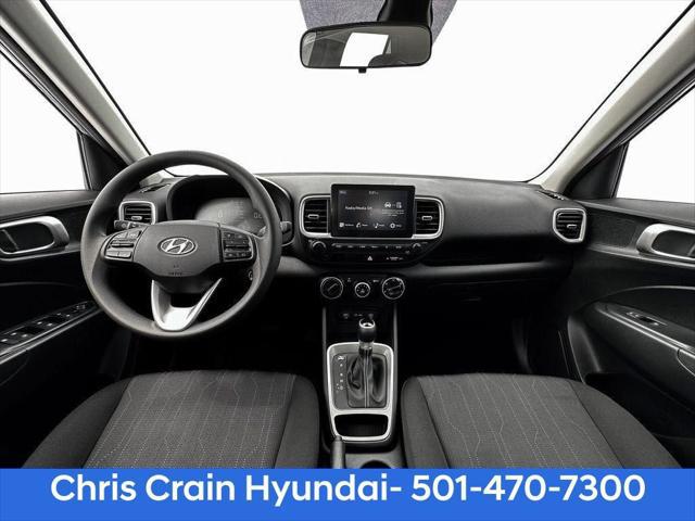 2025 Hyundai Venue SE