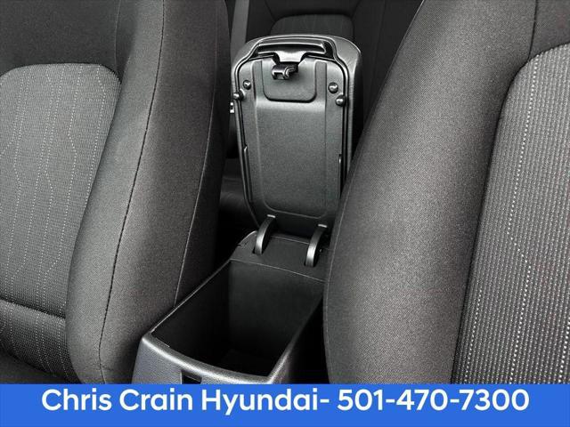 2025 Hyundai Venue SE