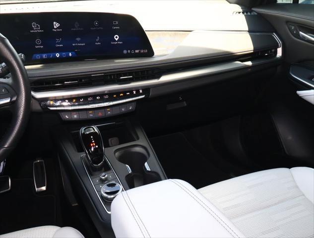 2025 Cadillac XT4 FWD Sport