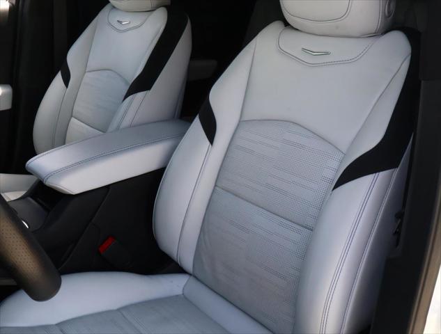 2025 Cadillac XT4 FWD Sport