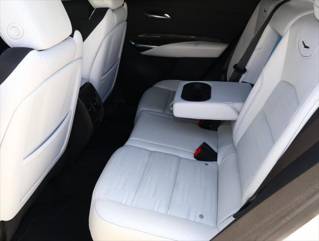 2025 Cadillac XT4 FWD Sport