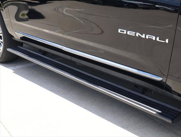 2023 GMC Yukon XL 4WD Denali Ultimate