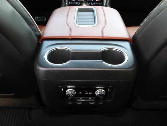2023 GMC Yukon XL 4WD Denali Ultimate