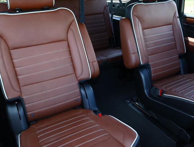 2023 GMC Yukon XL 4WD Denali Ultimate