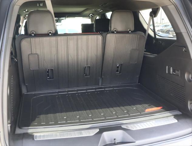 2023 GMC Yukon XL 4WD Denali Ultimate