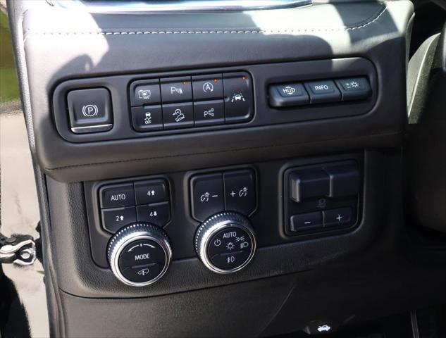 2023 GMC Yukon XL 4WD Denali Ultimate