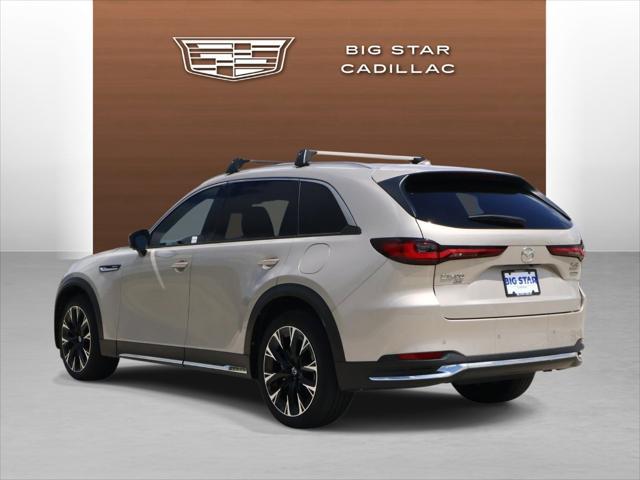 2024 Mazda X-90 Premium