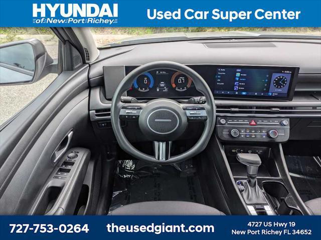 2025 Hyundai Tucson SE