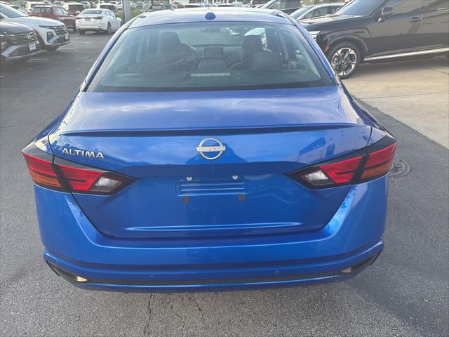 2025 Nissan Altima SV FWD