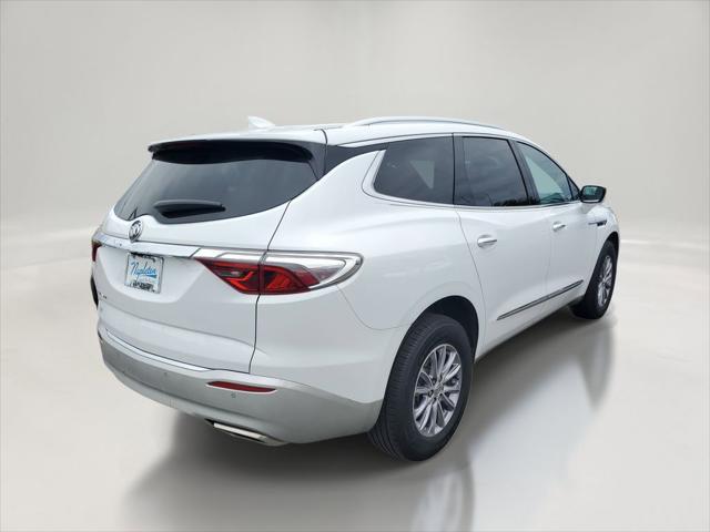 2024 Buick Enclave Essence FWD