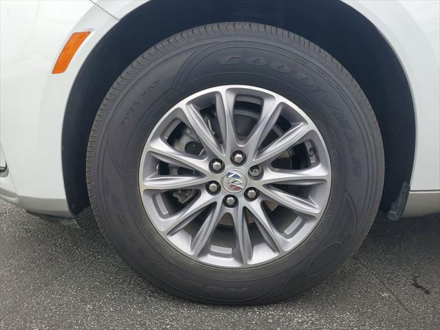 2024 Buick Enclave Essence FWD