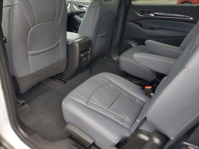 2024 Buick Enclave Essence FWD