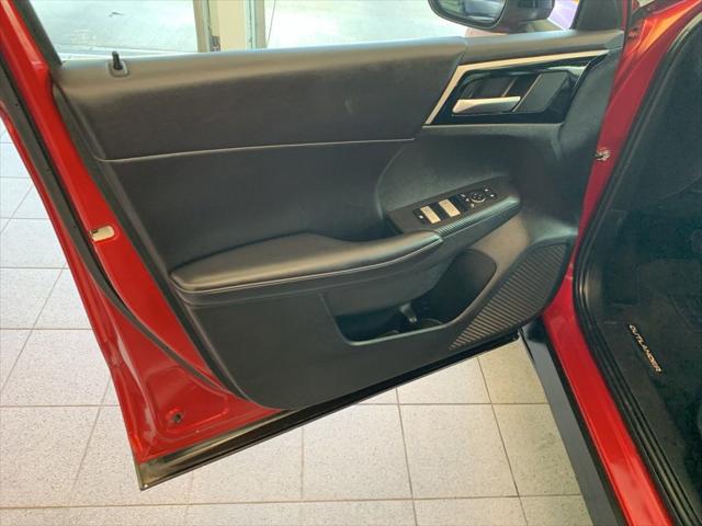 2023 Mitsubishi Outlander SE Black Edition S-AWC