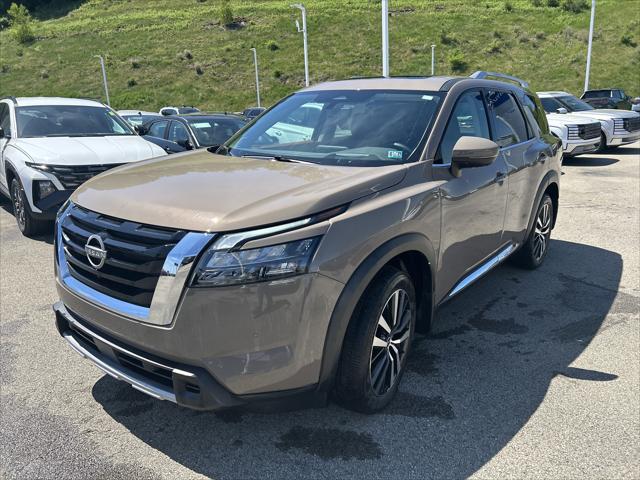 2025 Nissan Pathfinder Platinum 4WD