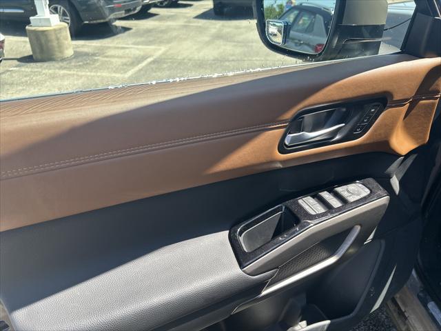 2025 Nissan Pathfinder Platinum 4WD