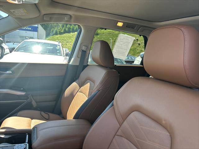 2025 Nissan Pathfinder Platinum 4WD