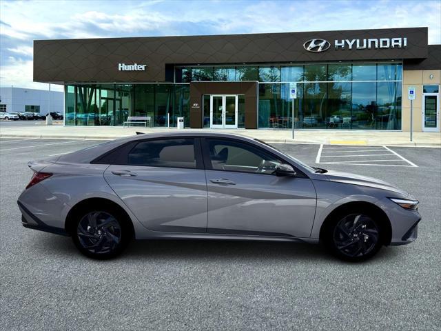 2026 Hyundai Elantra Hybrid SEL Sport