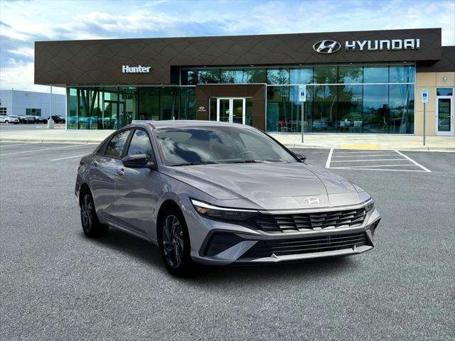 2026 Hyundai Elantra Hybrid SEL Sport