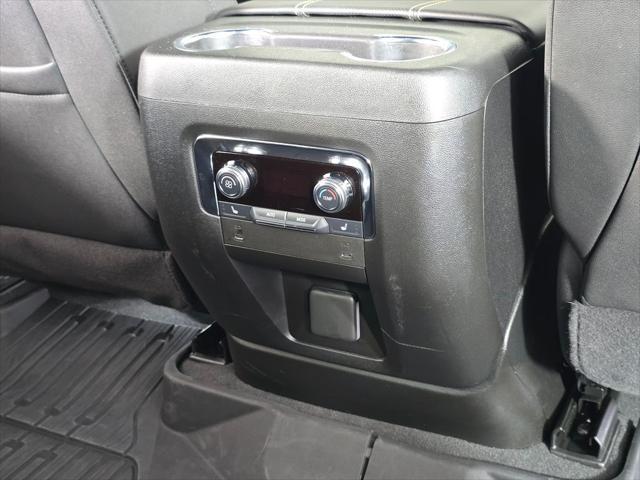 2025 GMC Yukon XL 4WD Elevation