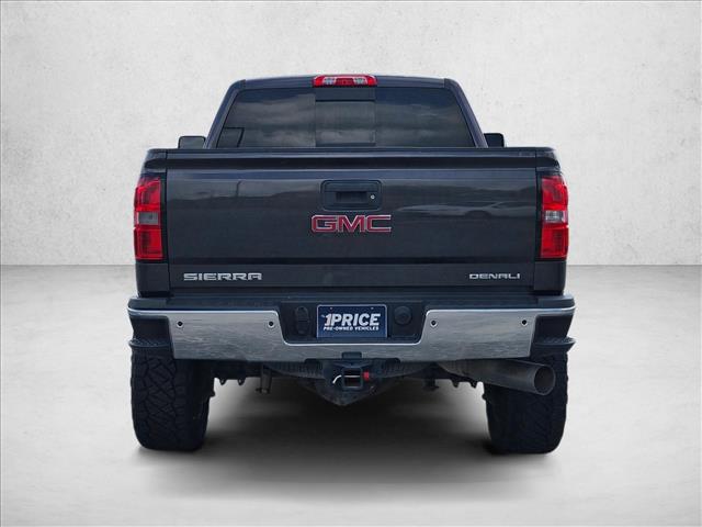 2015 GMC Sierra 2500HD Denali