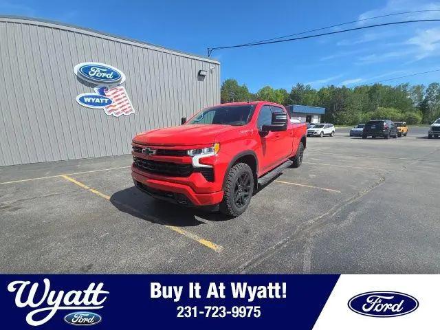 2022 Chevrolet Silverado 1500 4WD Crew Cab Standard Bed RST for sale in Manistee, MI