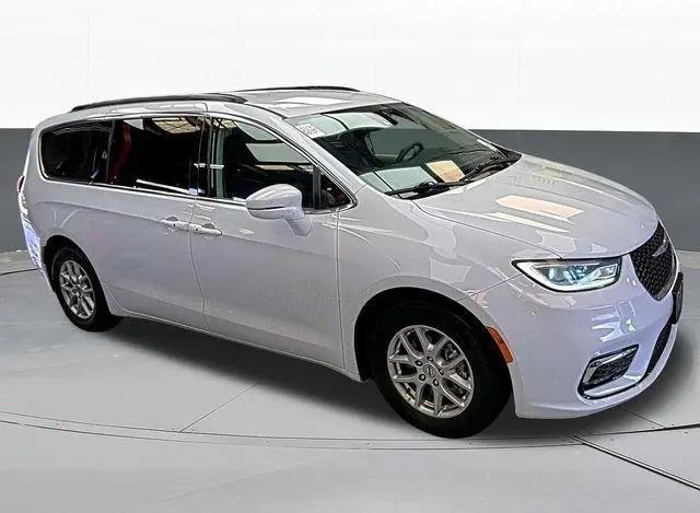 2022 Chrysler Pacifica Touring L for sale in Tulsa, OK