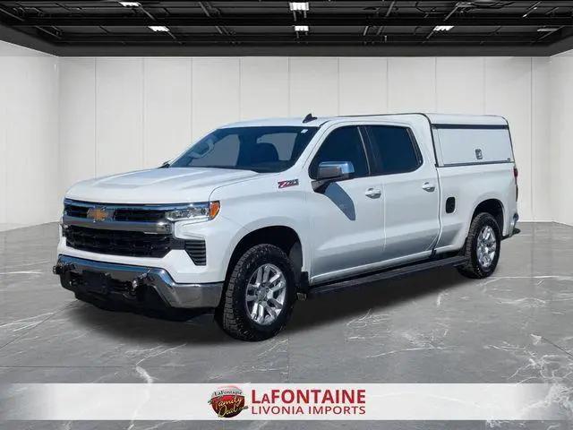 2023 Chevrolet Silverado 1500 4WD Crew Cab Standard Bed LT for sale in Livonia, MI