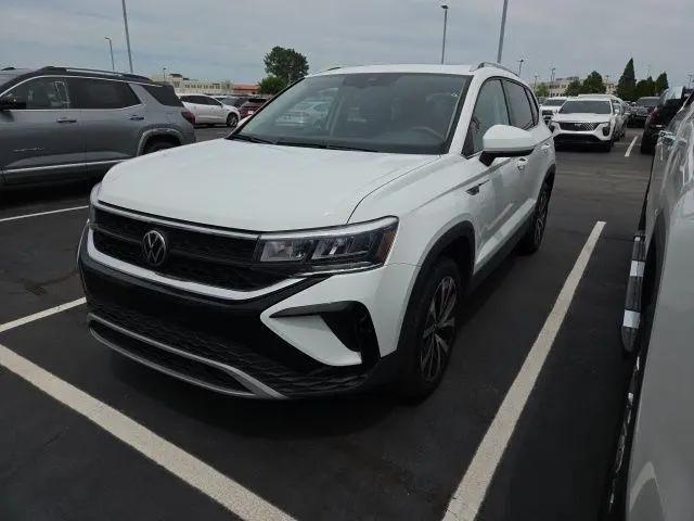 2023 Volkswagen Taos 1.5T SE for sale in Evansville, IN