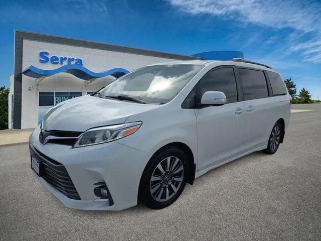 2020 Toyota Sienna Limited Premium for sale in O'Fallon, IL