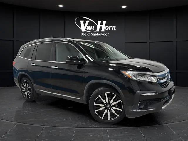 2020 Honda Pilot AWD Touring 8 Passenger for sale in Sheboygan, WI