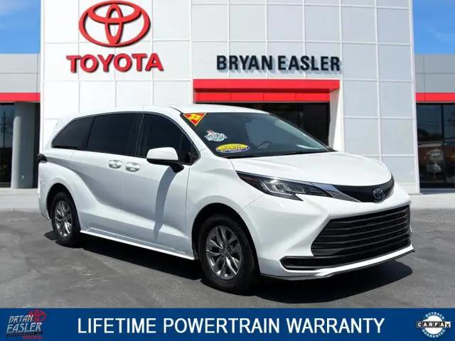 2022 Toyota Sienna LE for sale in Hendersonville, NC