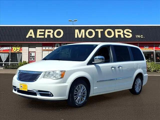 2013 Chrysler Town & Country Touring-L for sale in Essex, MD
