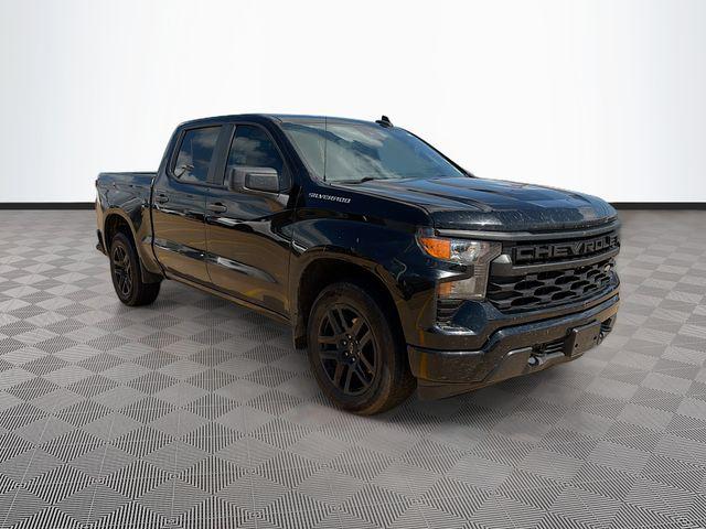 2022 Chevrolet Silverado 1500 Custom Crew Cab Short Box's photo