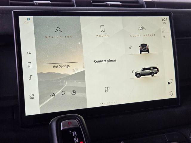 2024 Land Rover Defender 130 P400 X-Dynamic SE
