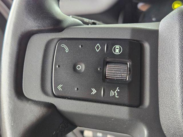 2024 Land Rover Defender 130 P400 X-Dynamic SE