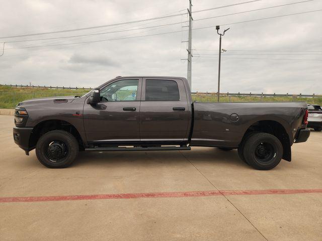2026 RAM Ram 3500 RAM 3500 TRADESMAN CREW CAB 4X4 8 BOX