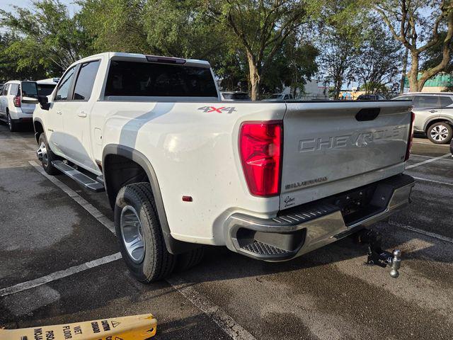2022 Chevrolet Silverado 3500HD 4WD Crew Cab Long Bed LT