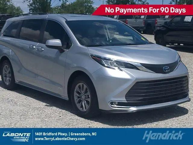2021 Toyota Sienna XLE for sale in Greensboro, NC