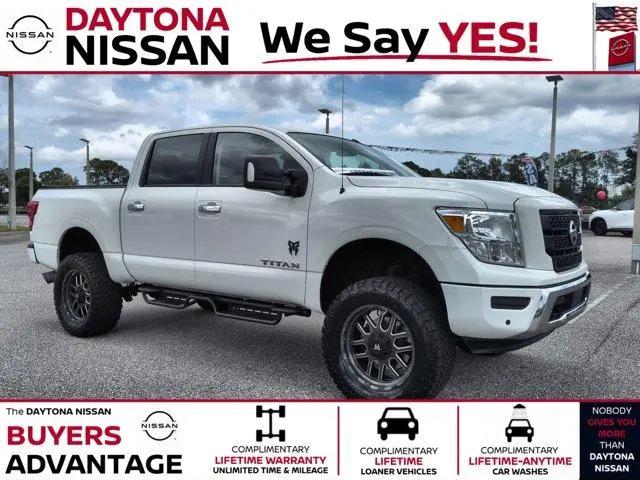 2021 Nissan Titan Crew Cab SV 4x4 for sale in Daytona Beach, FL