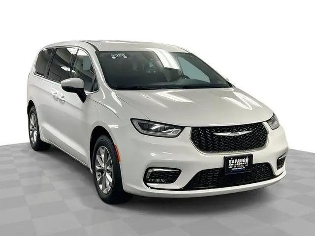 2023 Chrysler Pacifica Touring L AWD for sale in Herculaneum, MO