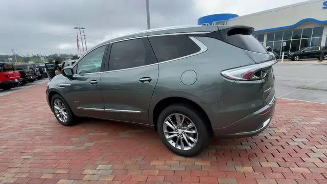 2023 Buick Enclave Avenir FWD